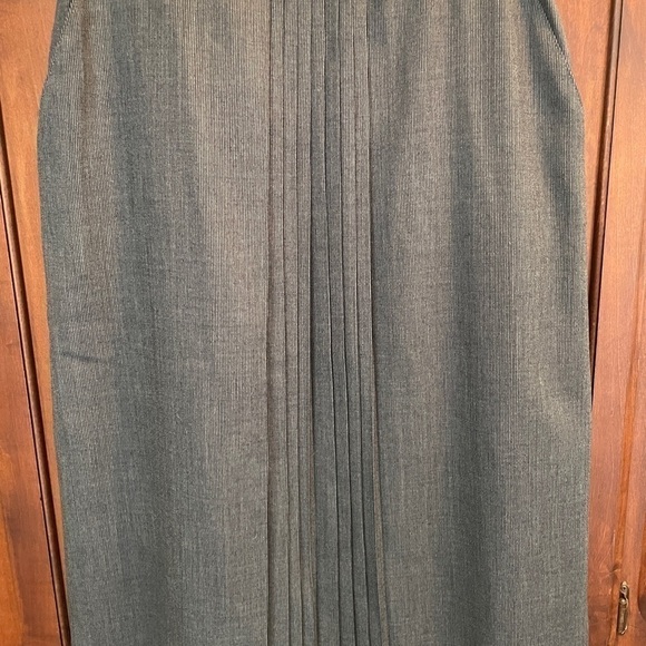 𝅺J9 - Vintage - 2 Piece woman’s suit - Picture 7 of 12